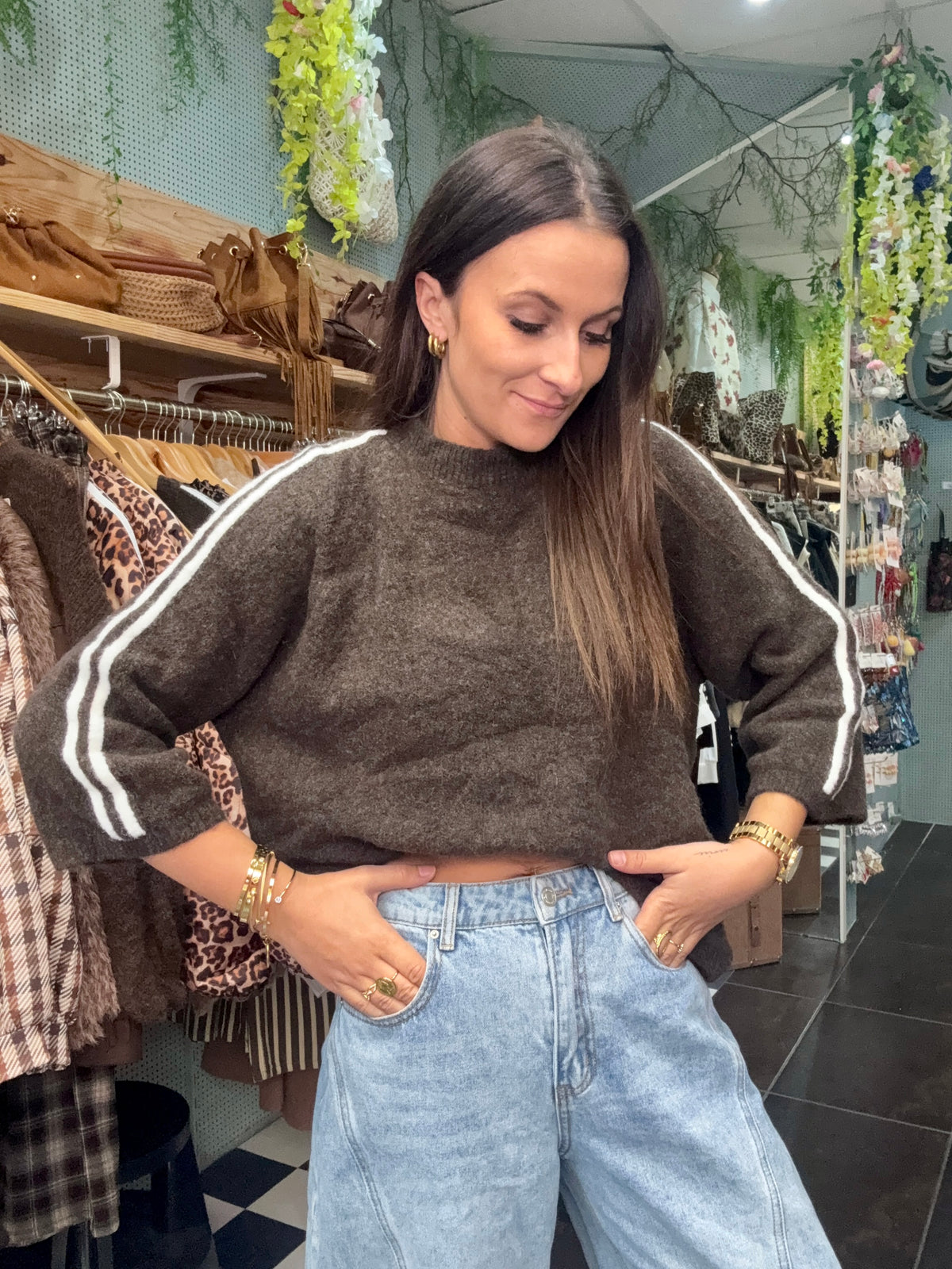 PULL EN MAILLE AVEC BANDES