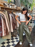 Pantalon simili cuir large à pinces